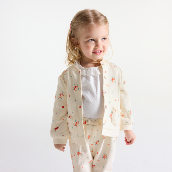 جاكيت من طراز تيدي من الميلتون برسوم الأزهار،  باللون البيج للفتيات الصغيرات